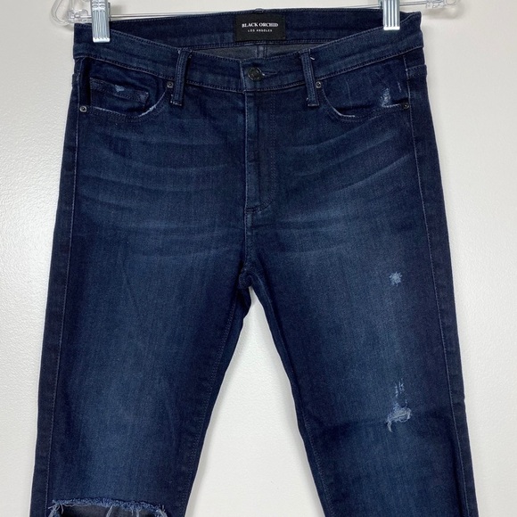 𝅺BLACK ORCHID Noah Ankle Fray Dark Wash Distressed 26 - Picture 3 of 8